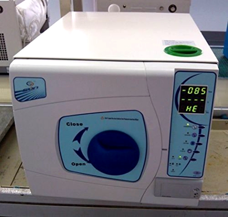 18L Dental Medical Sterilizer Autoclave Vacuum Steamer With Data Printing System