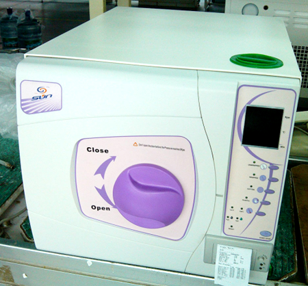 SUN 12L Dental Medical Sterilizer Autoclave Vacuum Steamer With Data Printing System